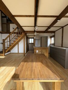 T様邸　造作テーブル
